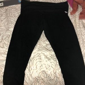 Pink Victoria’s Secret- black legging